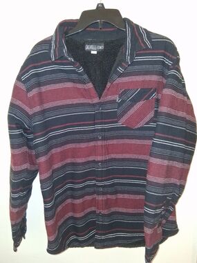 Men’s Long-Sleeve Striped Button-Up Shacket- Burgundy & Black